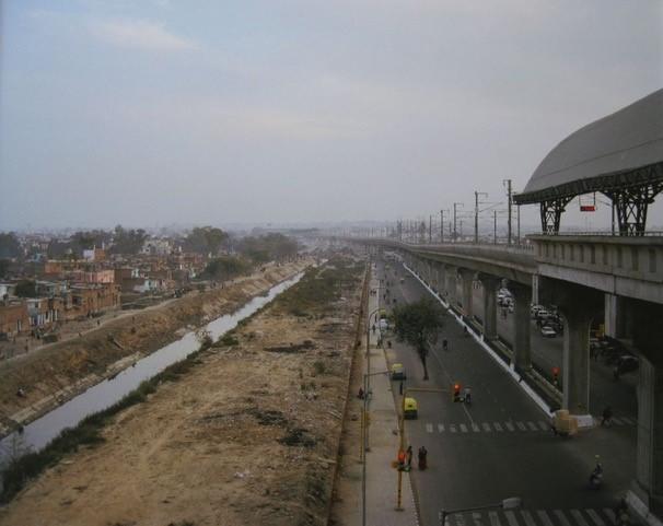 Image of New Delhi's road infrastructure