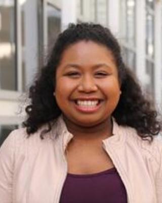 becina_ganther_headshot_-_becina_ganther_002.jpg